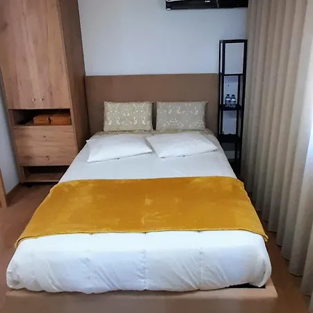 Casa Da Igreja-abadim